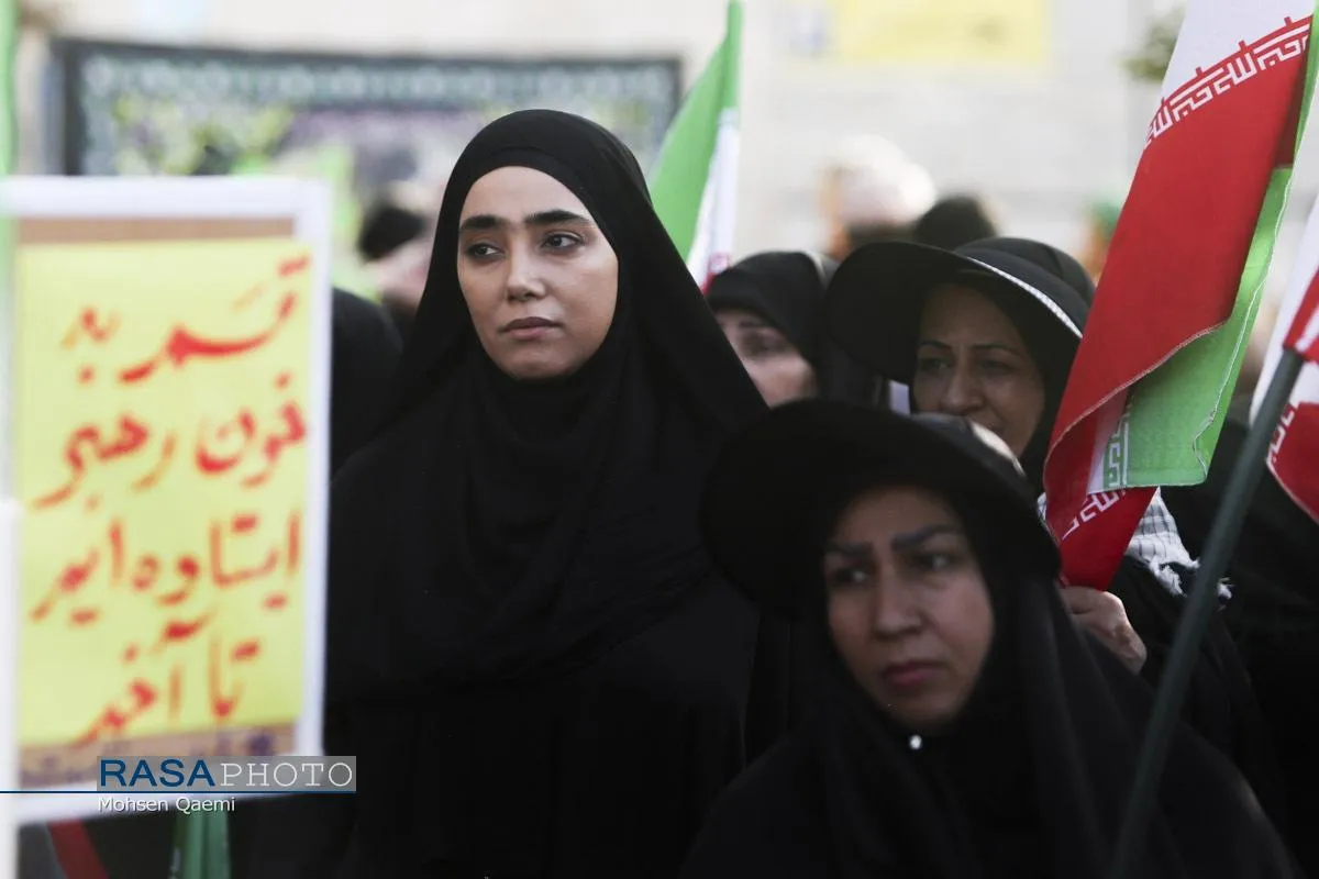 تشییع تاریخی رهبر شهید انقلاب در تهران -۲