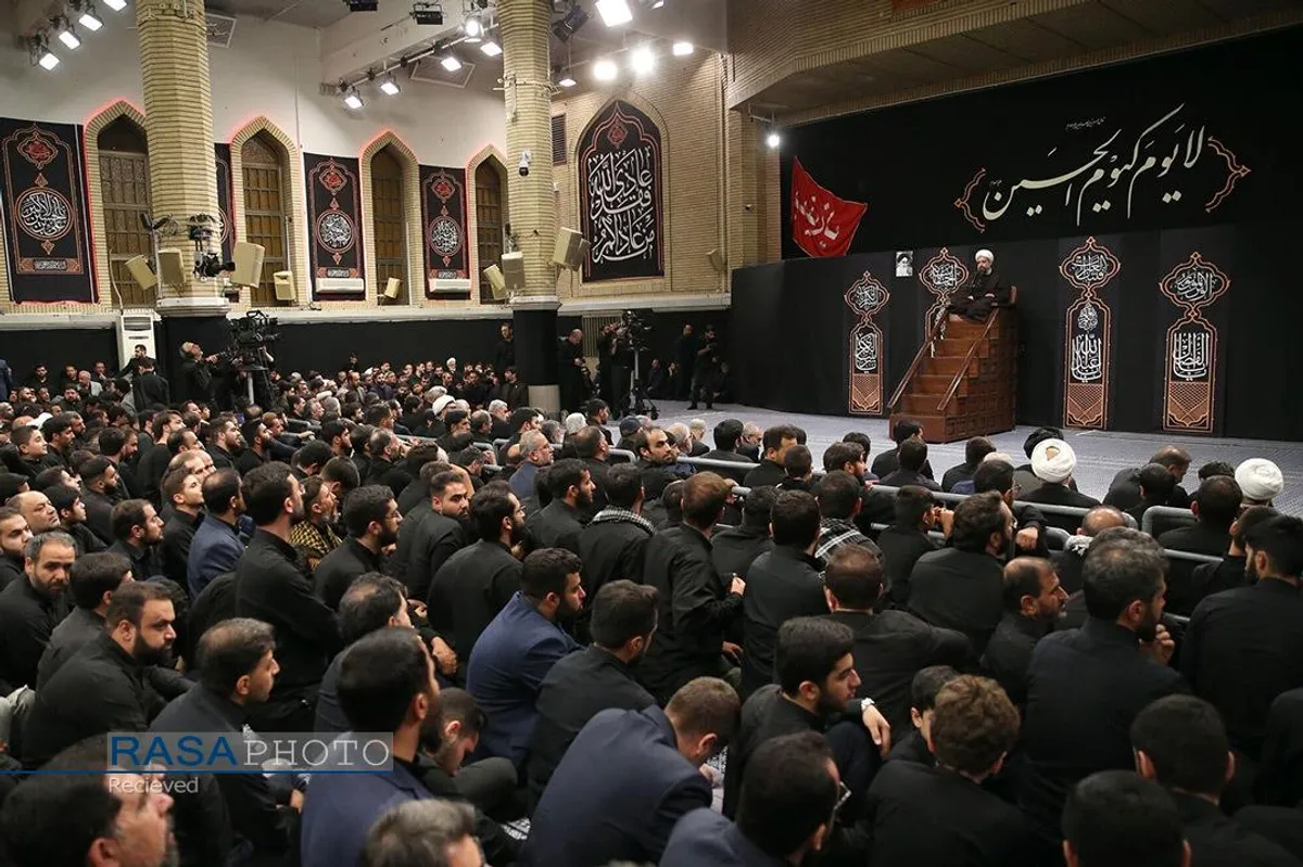 مراسم عزاداری شام غریبان حسینی (علیه&zwnj;السلام) در حسینیه امام خمینی (ره)