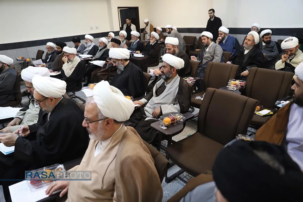 افتتاحییه کمیسیون&zwnj;های سیزدهمین اجلاسیه جامعه مدرسین حوزه علمیه با علما بلاد