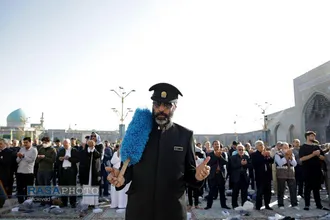 اقامه نماز عید سعید فطر در حرم حضرت امام رضا (علیه السلام)