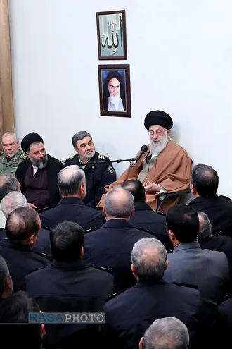 دیدار فرماندهان نیروی انتظامی با فرمانده کل قوا