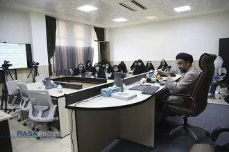 نشست نقد عملکرد یکساله دولت