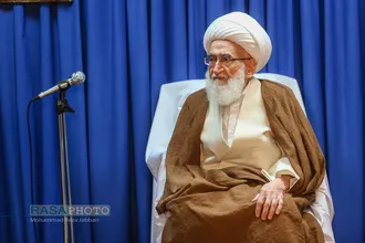 دیدار وزیر ارتباطات و فناوری اطلاعات با مراجع تقلید و علما قم&lrm;&lrm;