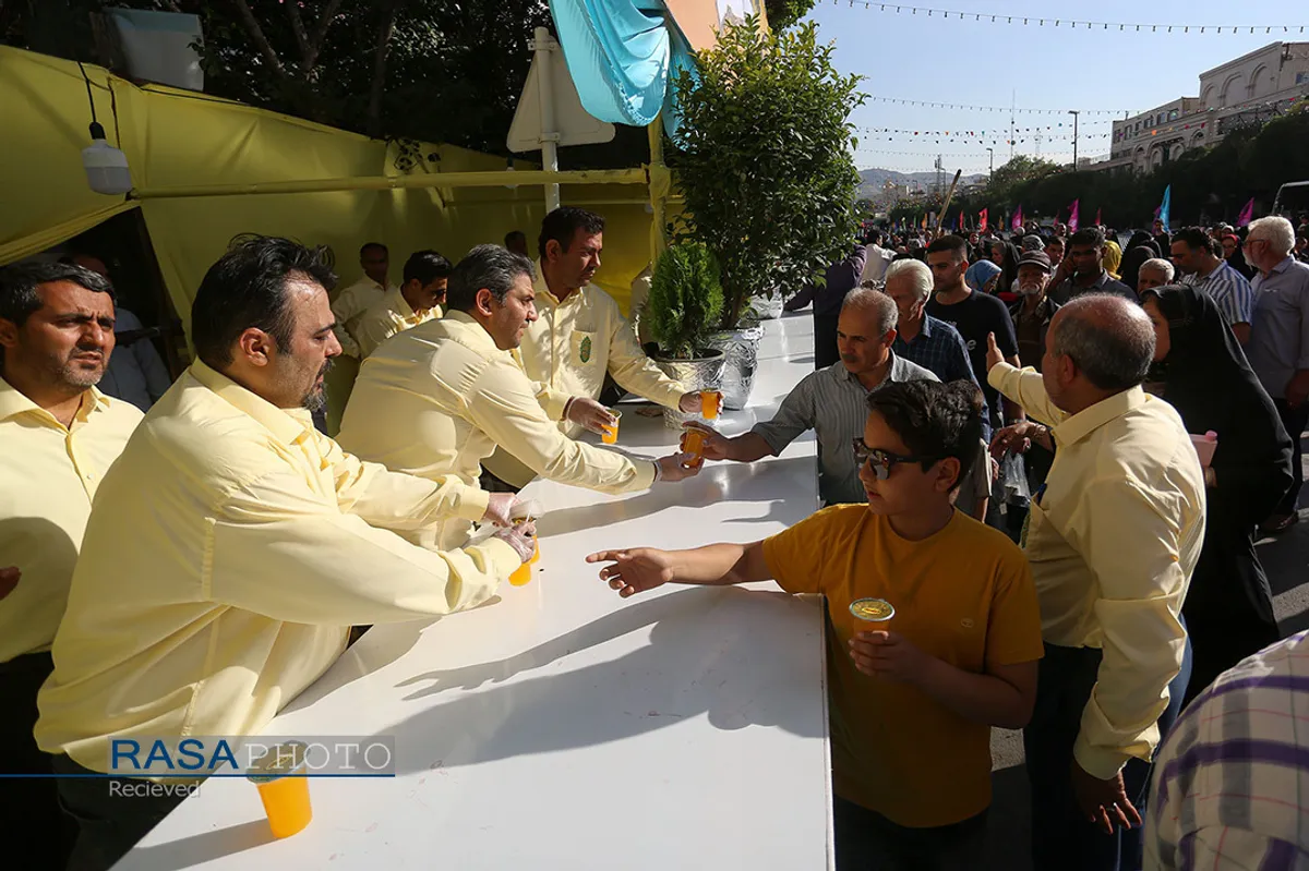 جشن بزرگ امام رضایی&zwnj;ها در مشهد مقدس