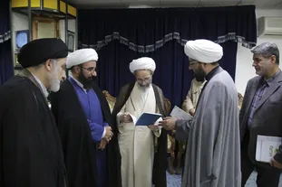 دیدار اعضای دبیرخانه جایزه جهانی صدر با آیت‌الله رجبی