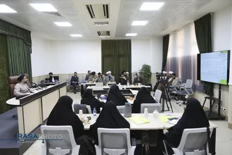 نشست نقد عملکرد یکساله دولت