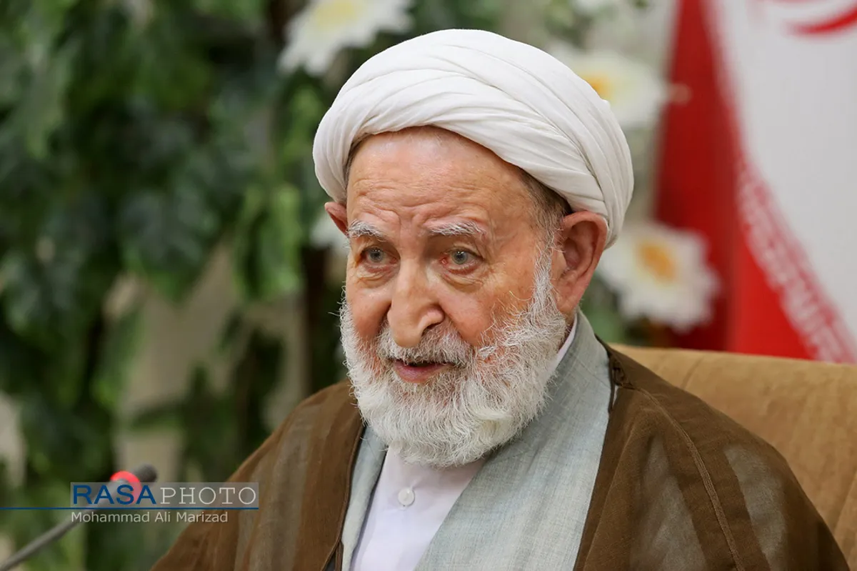 دیدار جمعی از دادستان&zwnj;های قوه قضاییه با آیت الله یزدی رئیس جامعه مدرسین&lrm;