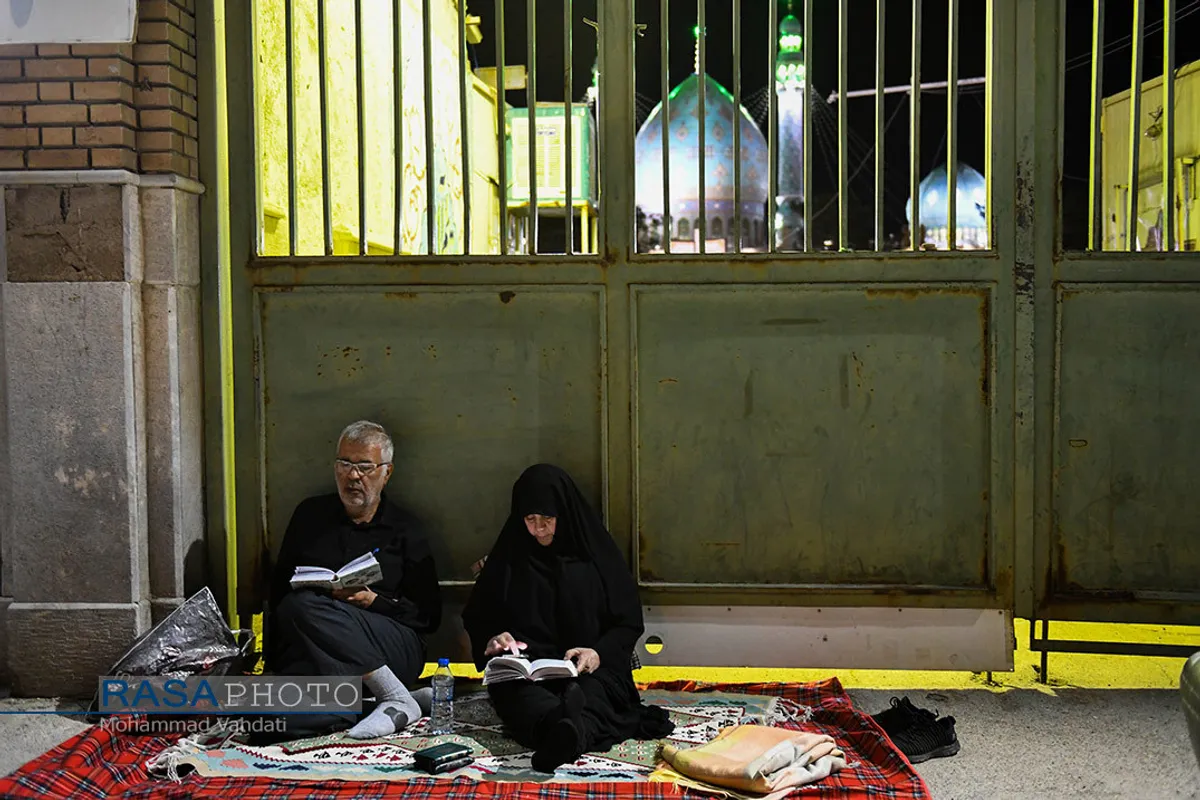 احیا شب قدر پشت در&zwnj;های بسته مسجد مقدس جمکران