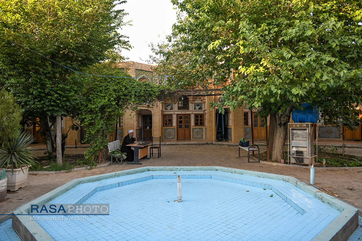 مدرسه علمیه جهانگیرخان قم