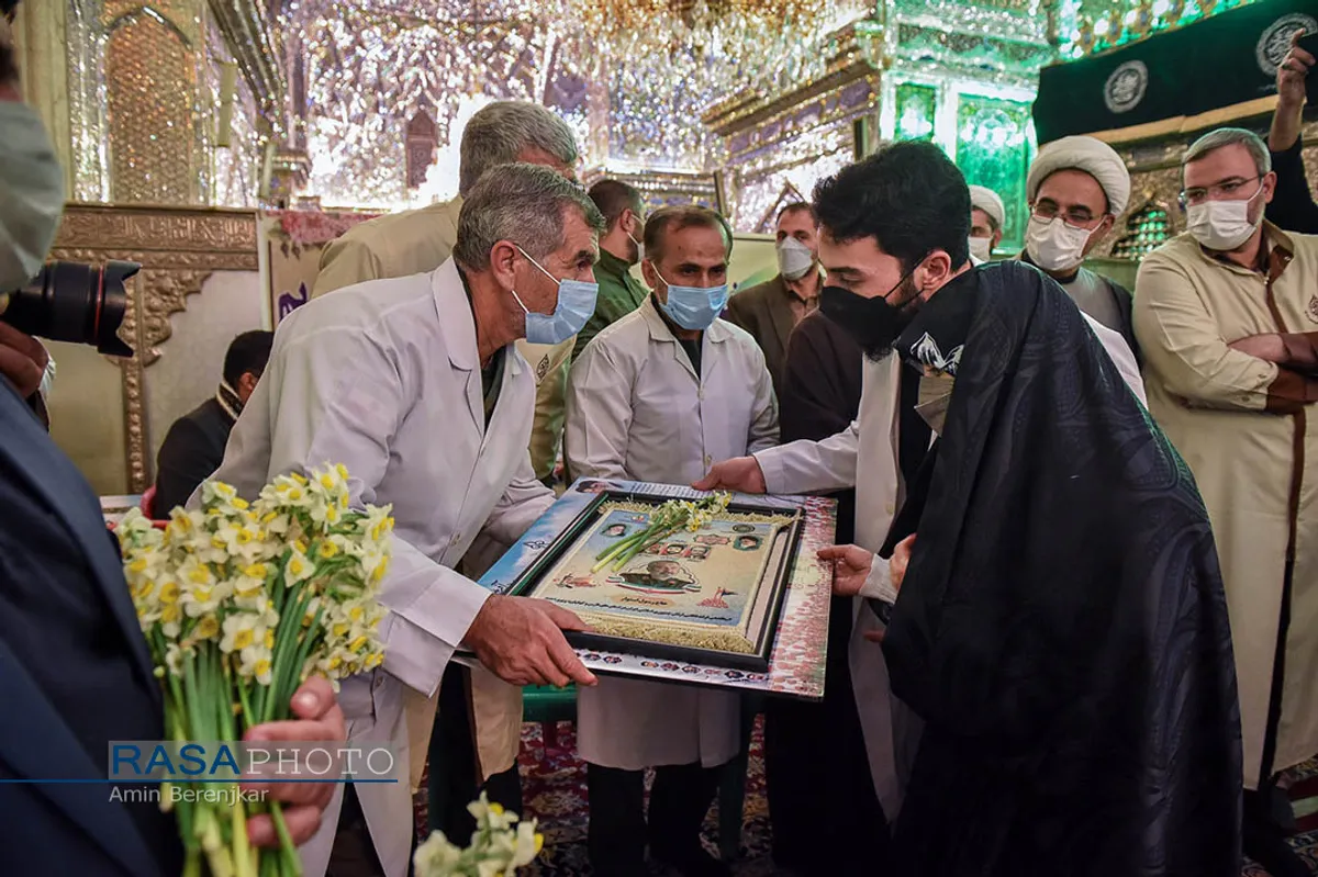 آیین گلاب شویی مضجع شریف حضرت احمدبن موسی الکاظم (ع) &lrm;&lrm;