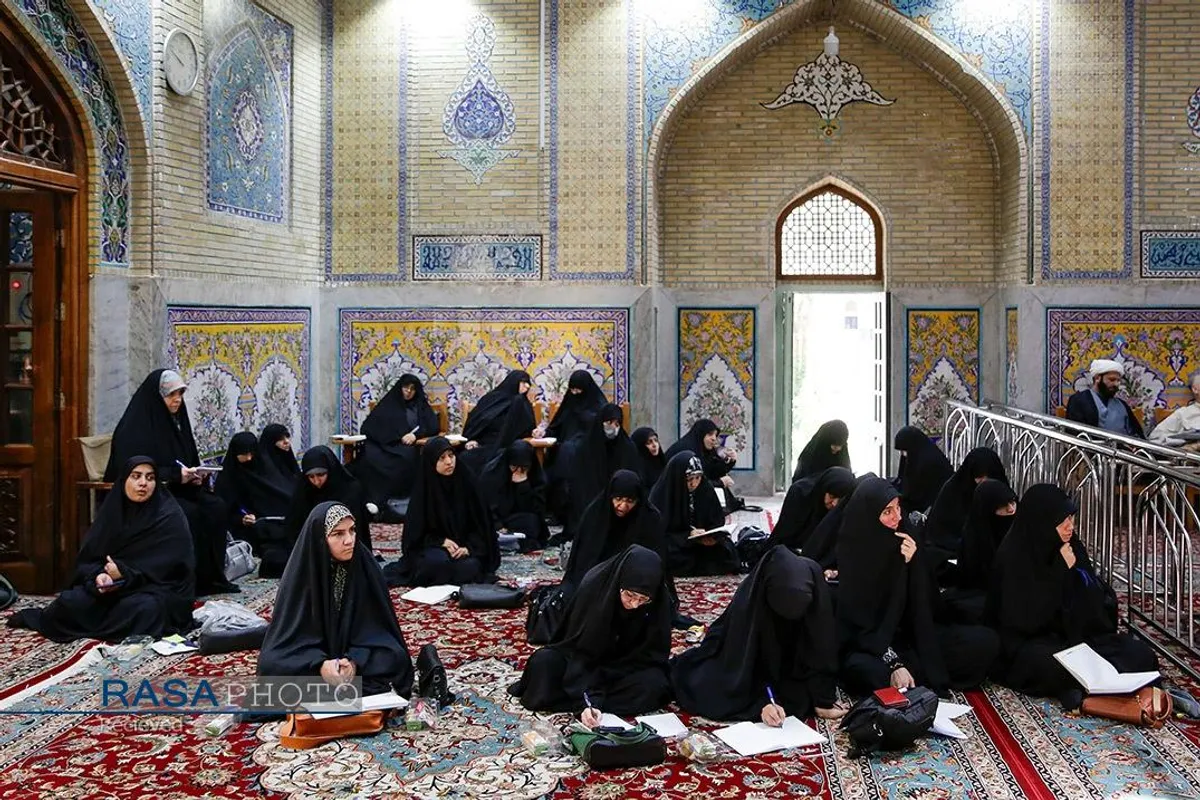 مدرسه تابستانی دارالعلم در مشهد مقدس
