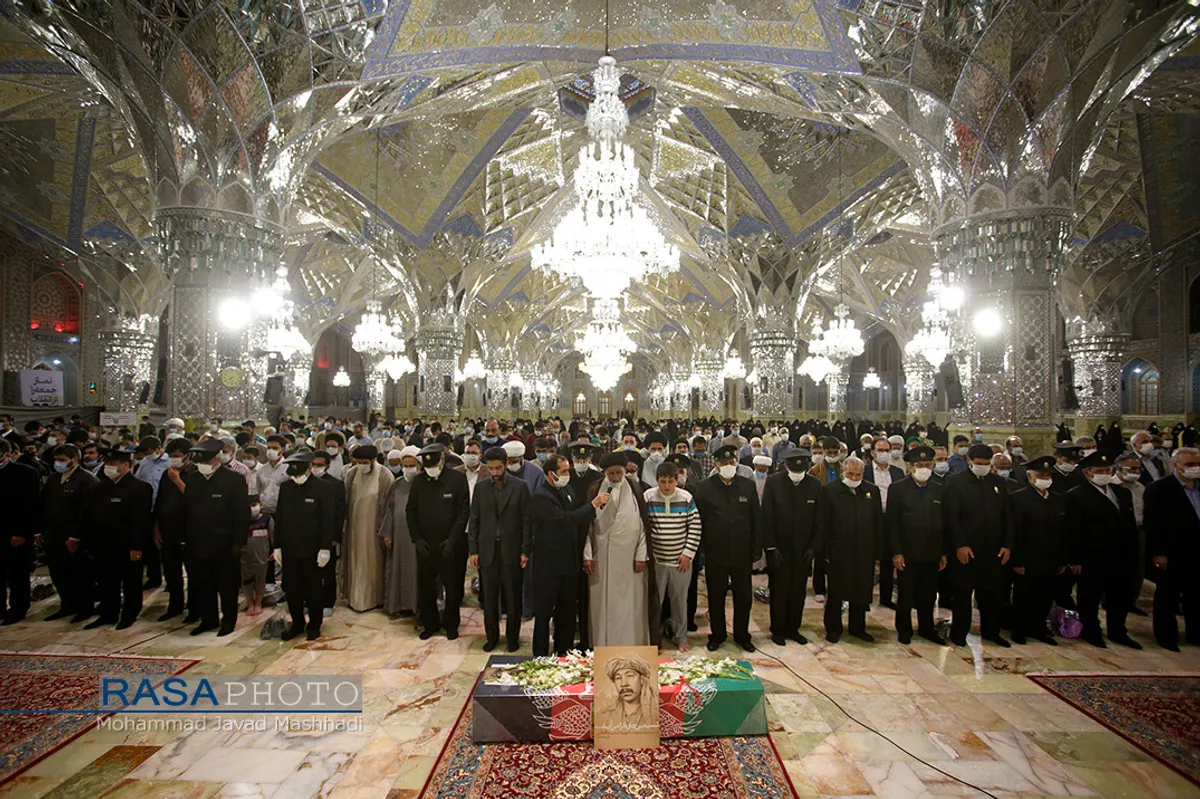 وداع با پیکر شهید نسیم افغانی در حرم مطهر رضوی&lrm;