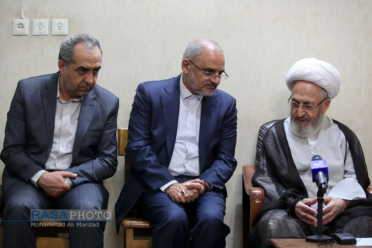 دیدار محسن حاجی میرزایی وزیر جدید آموزش و پرورش با حضرت آیت الله مکارم شیرازی