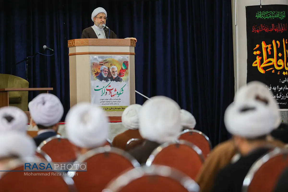 شکوه شهادت و کرامت