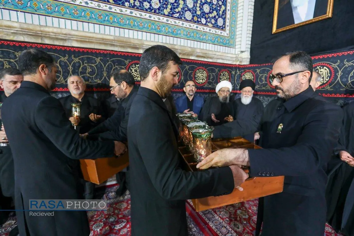 آیین خطبه&zwnj;خوانی شب شهادت امام رضا (ع) در حرم مطهر رضوی
