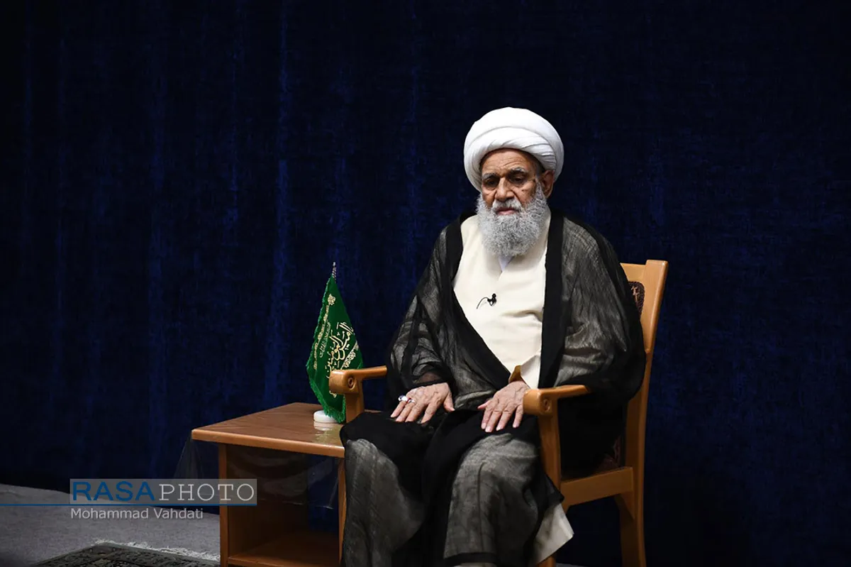 جشن عمامه&zwnj;گذاری طلاب در روز میلاد حضرت بقیة الله الاعظم (عج)