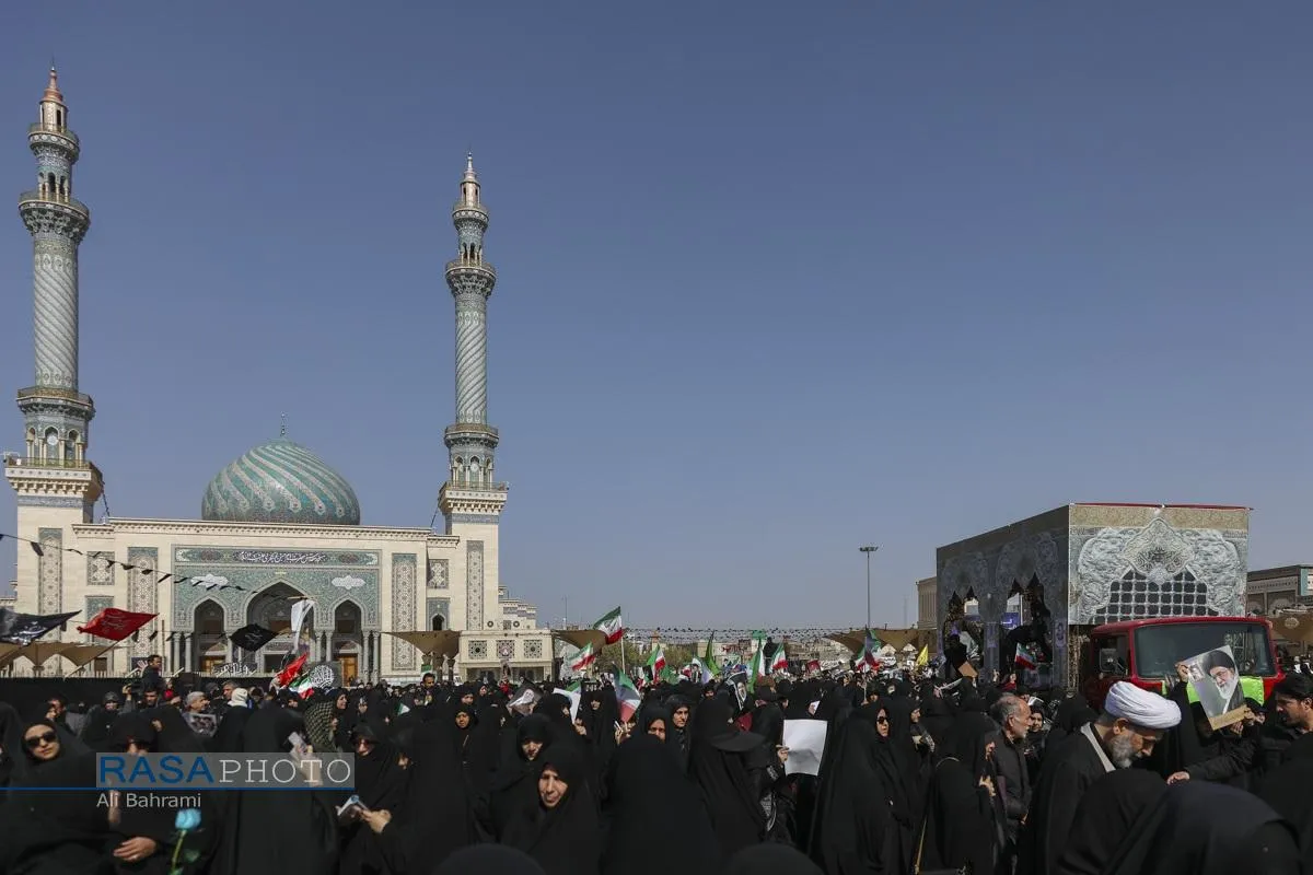 تشییع پبکر ۶ شهید جنگ رمضان در قم