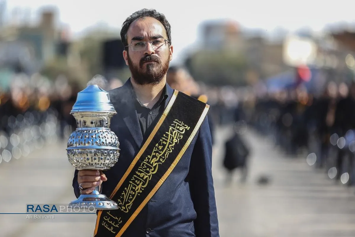دسته عزای خادمان و زائران در سالروز رحلت حضرت معصومه (سلام&zwnj;الله&zwnj;علیها)