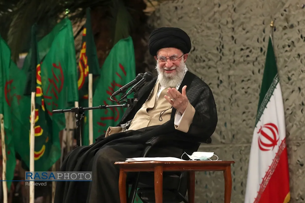 دیدار پیشکسوتان و فعالان دفاع مقدس و مقاومت با رهبر انقلاب