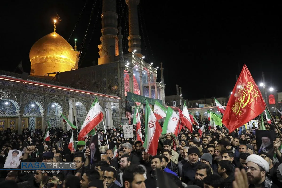 وداع با با پیکر شهید مجید دلیریان در حرم کریمه اهلبیت (س)
