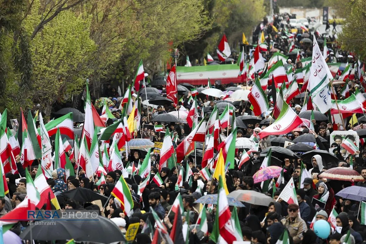 راهپیمایی تاریخی مردم در روز قدس ۱۴۰۴ در قم