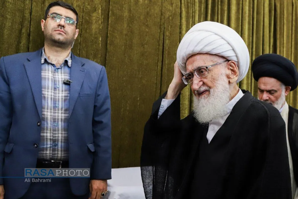مراسم بزرگداشت شهید سید حسن نصرالله در بیت حضرت آیت الله نوری همدانی