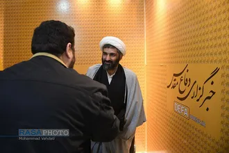 بازدید&zwnj; مدیر عامل خبرگزاری رسا از غرفه رسانه ها در نمایشگاه مطبوعات