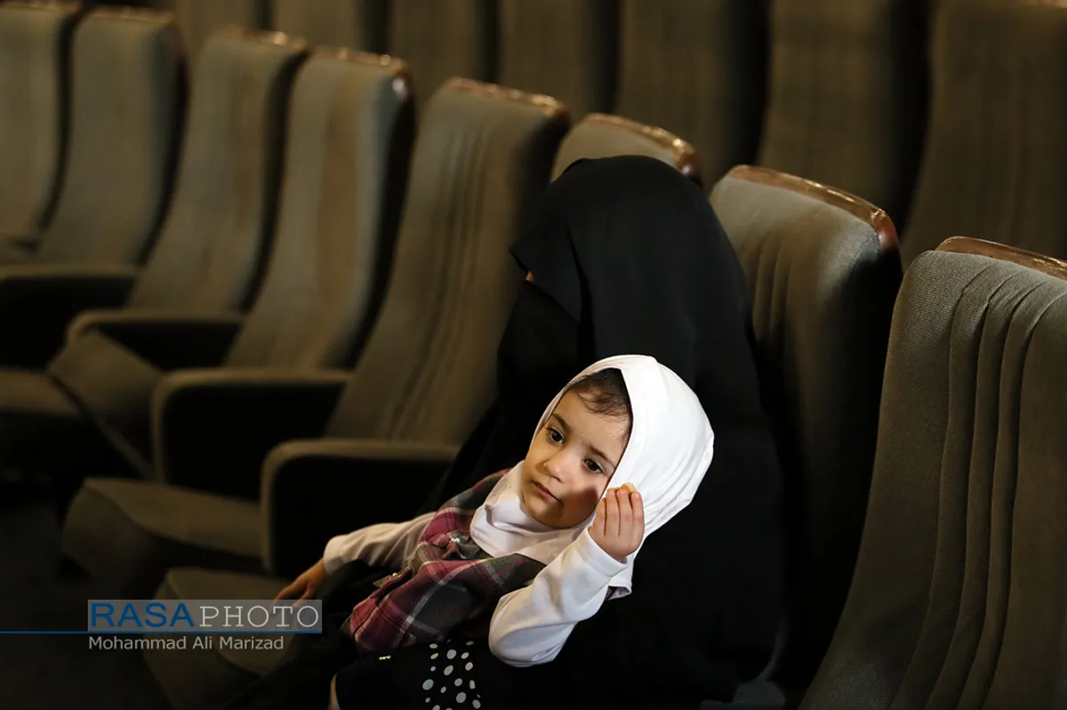 دیدار جمعی از طلاب مدارس علمیه قم با آیت الله مصباح یزدی