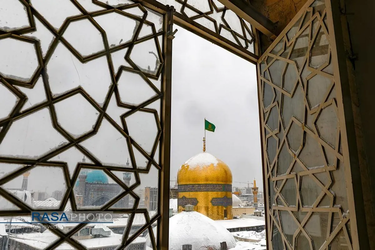 بارش برف در حرم امام رئوف (علیه&zwnj;السلام)