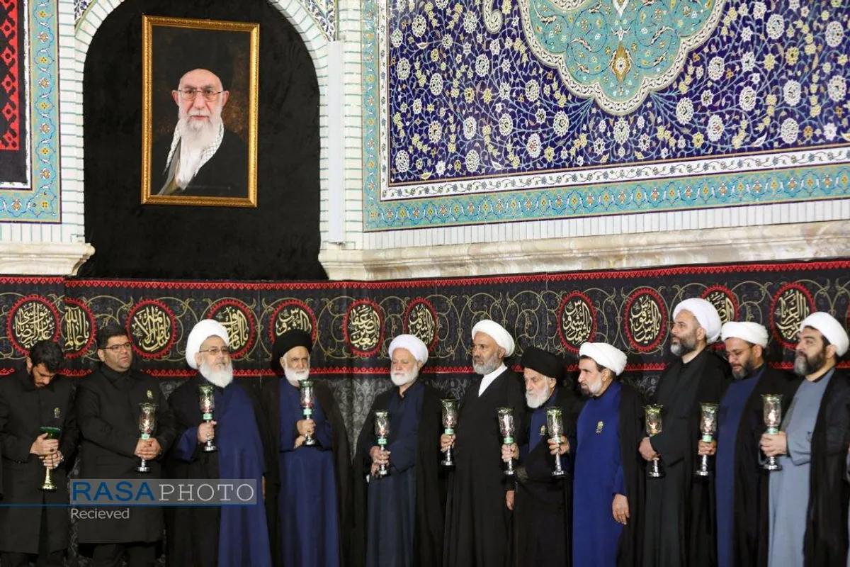 آیین خطبه&zwnj;خوانی شب شهادت امام رضا (ع) در حرم مطهر رضوی