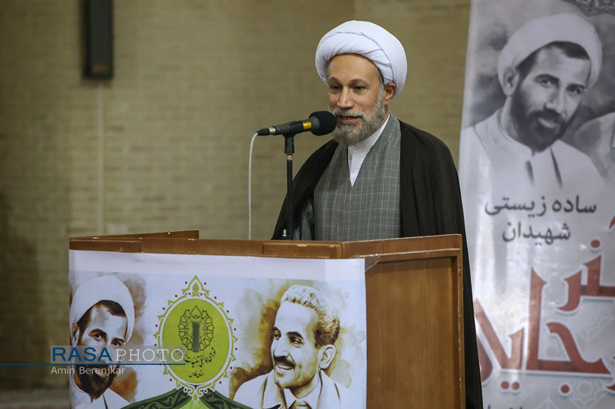 حجت الاسلام والمسلمین دژکام نماینده ولی فقیه در استان فارس | آیین گرامیداشت هفته جهانی مساجد در شیراز&lrm;