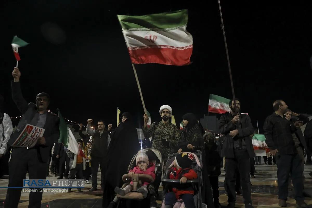 تجمع مردم انقلابی و ولایتمدار قم در حمایت از نظام مقدس اسلامی و محکومیت تجاوز دشمن آمریکایی و صهیونیستی به کشور