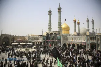 عزاداری روز اربعین حسینی (ع) در حرم حضرت معصومه (سلام&zwnj;الله&zwnj;علیها)