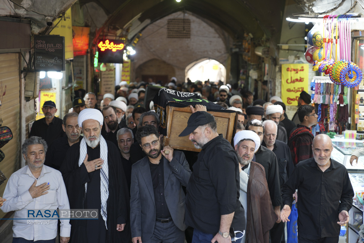 آیین تشییع و خاکسپاری حجتالاسلام والمسلمین مقدس در قم برگزار شد آیین تشییع و خاکسپاری حجتالاسلام والمسلمین مقدس در قم برگزار شد