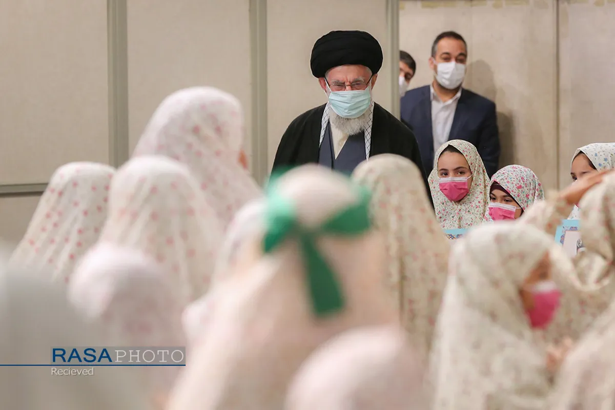 مراسم جشن تکلیف دختران دانش&zwnj;آموز با حضور مقام معظم رهبری