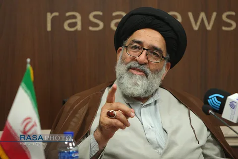 اعمال سلیقه در بیان مواضع و تفکرات امام به هیچ وجه قابل قبول نیست