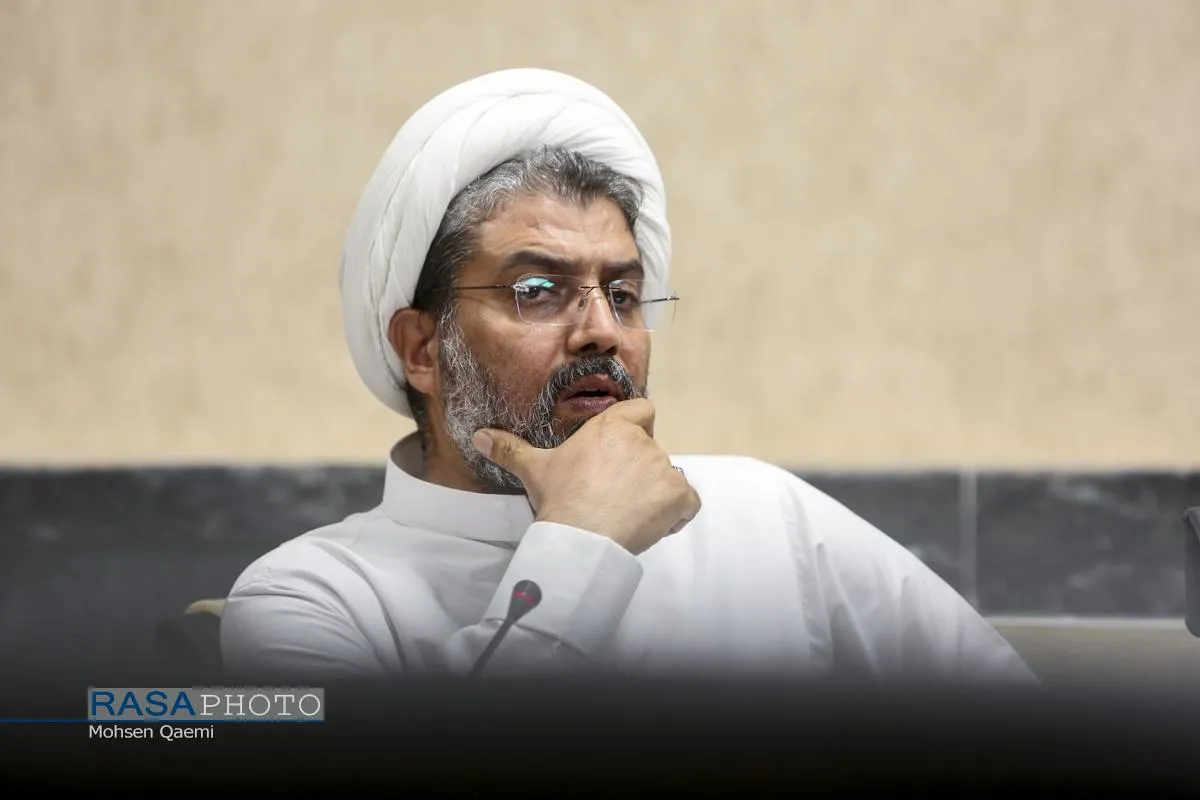 نشست ترسیم راهکارهای صیانت از روحانیت