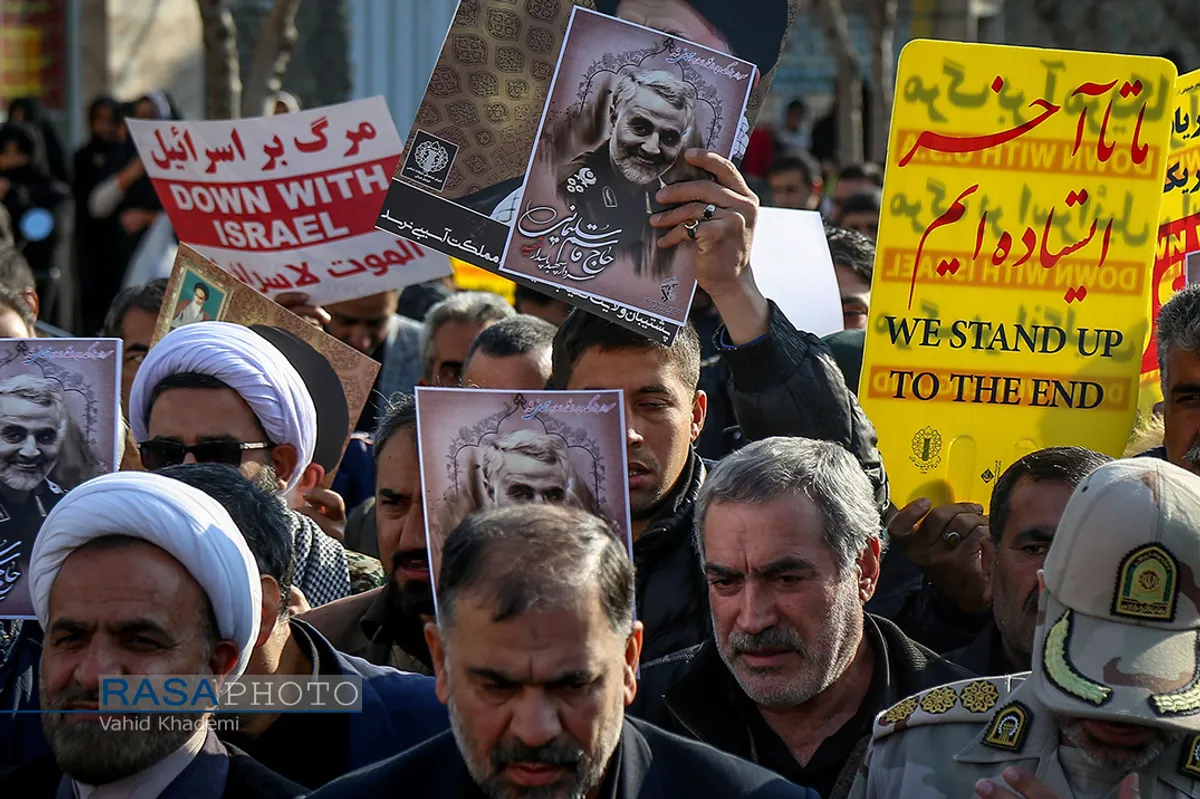 راهپیمایی مردم بجنورد در محکومیت شهادت سپهبد قاسم سلیمانی&lrm;&lrm;