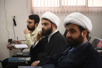 نشست نقد کتاب &laquo;تربیت اسلامی از نگاه رهبر فرزانه&raquo;