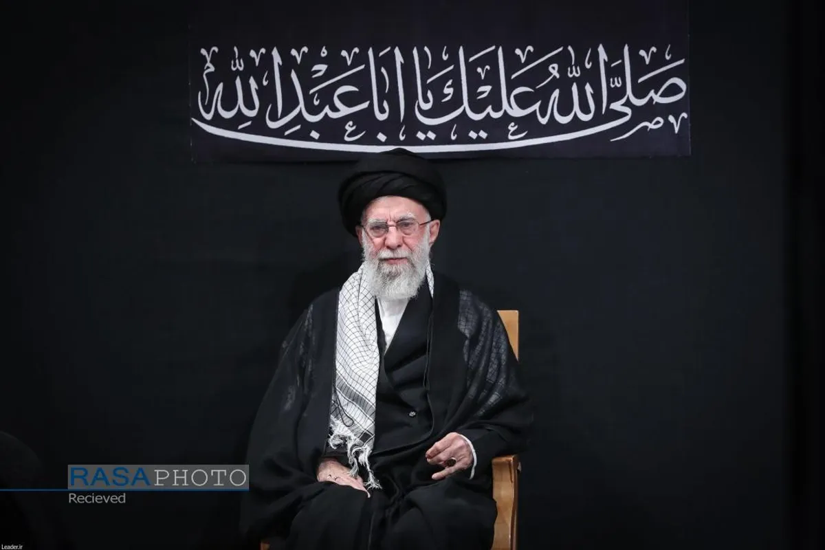 مراسم عزاداری شب عاشورای حسینی (علیه&zwnj;السلام) با حضور رهبر انقلاب
