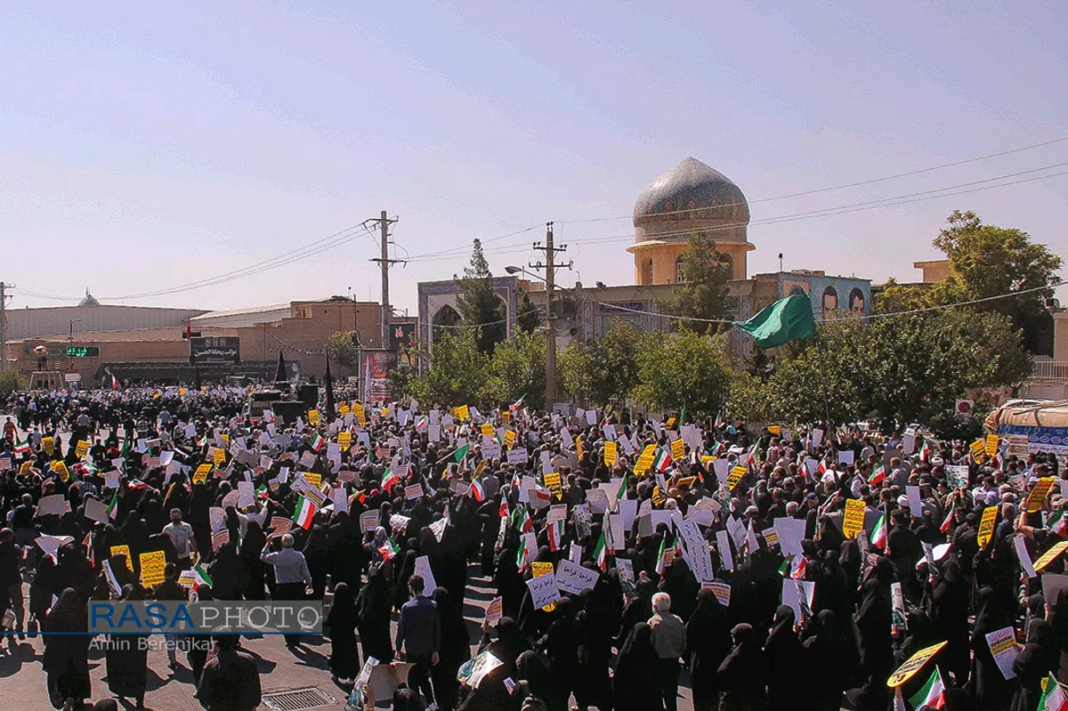 راهپیمایی &laquo;امت رسول الله&raquo; در شیراز&lrm;&lrm;