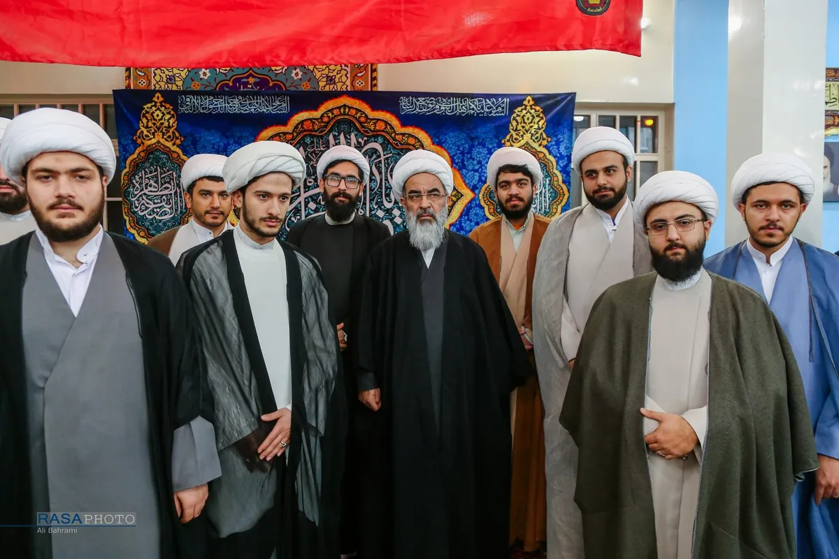 جشن سالروز میلاد حضرت زهرا (سلام&zwnj;الله&zwnj;علیها) و عمامه&zwnj;گذاری طلاب