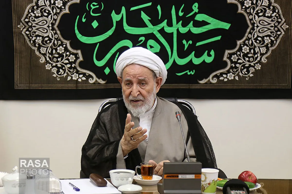 تصاویری از مرحوم آیت الله یزدی