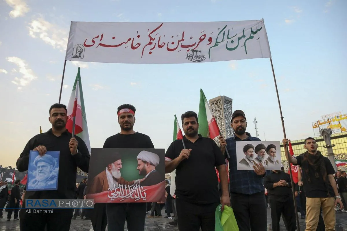 تشییع تاریخی رهبر شهید انقلاب در تهران