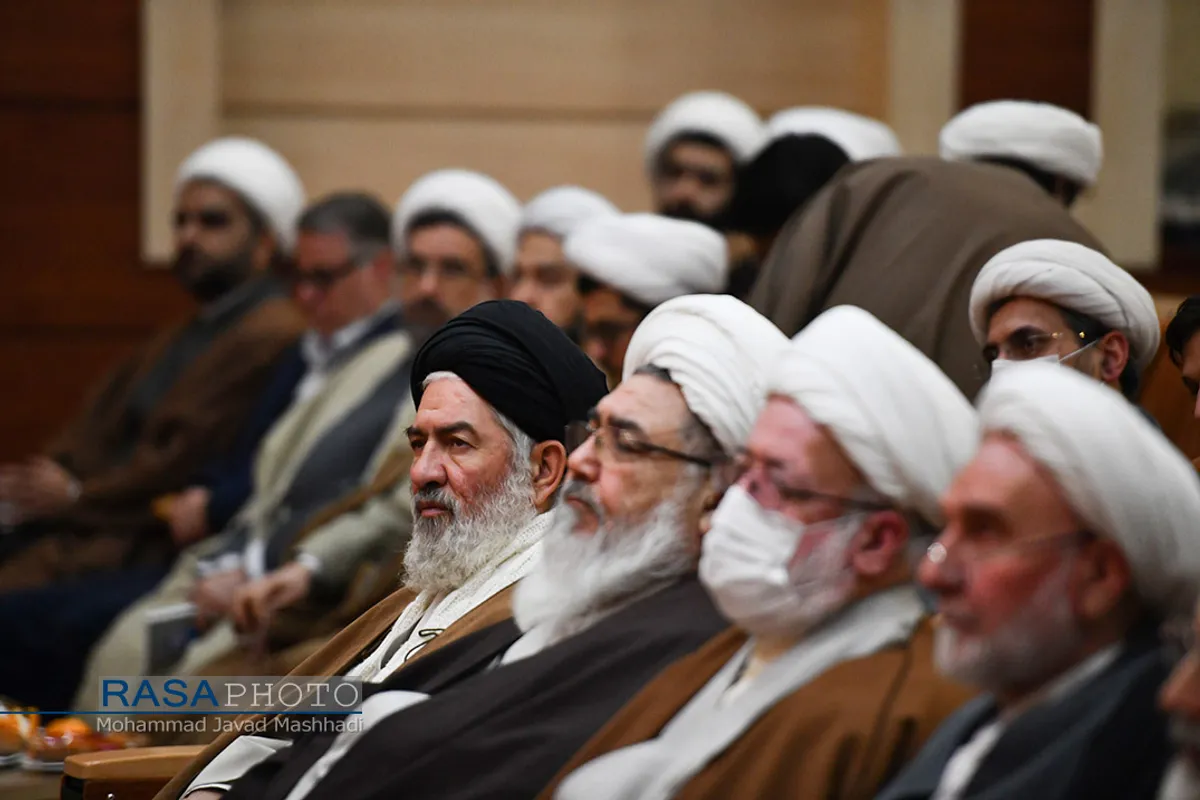 آیین تجلیل از پژوهشگران برتر حوزه علمیه خراسان&lrm;&lrm;