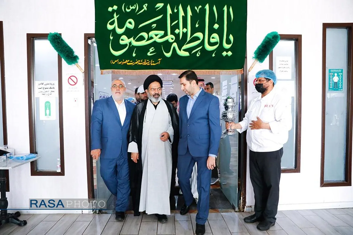 بازدید نماینده ولی فقیه در امور حج و زیارت از آشپزخانه دخیل در مدینه منوره
