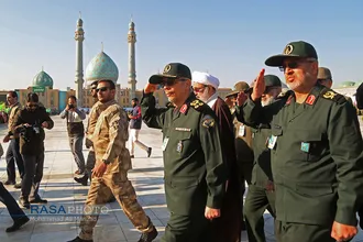 صبحگاه مشترک نیرو&zwnj;های مصلح با عنوان بیعت با امام زمان (عج) با حضور سردار باقری فرمانده کل نیرو&zwnj;های مصلح و حجت الاسلام والمسلمین رحیمیان