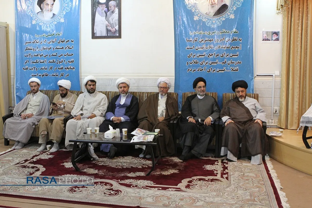 مراسم رونمایی از دانشنامه فقه اهل بیت (ع) در مجمع نمایندگان طلاب