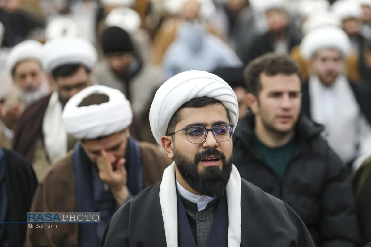 جشن عمامه&zwnj;گذاری طلاب حوزه علمیه حضرت ولی عصر (عج)