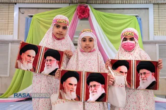 مراسم جشن تکلیف دختران دانش&zwnj;آموز با حضور مقام معظم رهبری